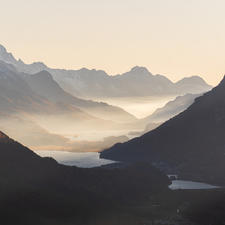 20251018 1645 A7400353 2